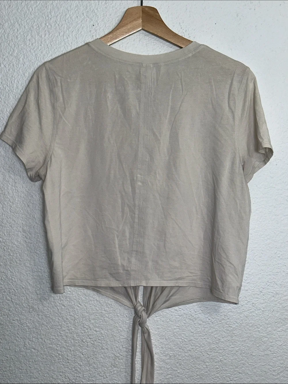 Lululemon Front Tie Short Sleeve Shirt Cream Womens Size‎ 8